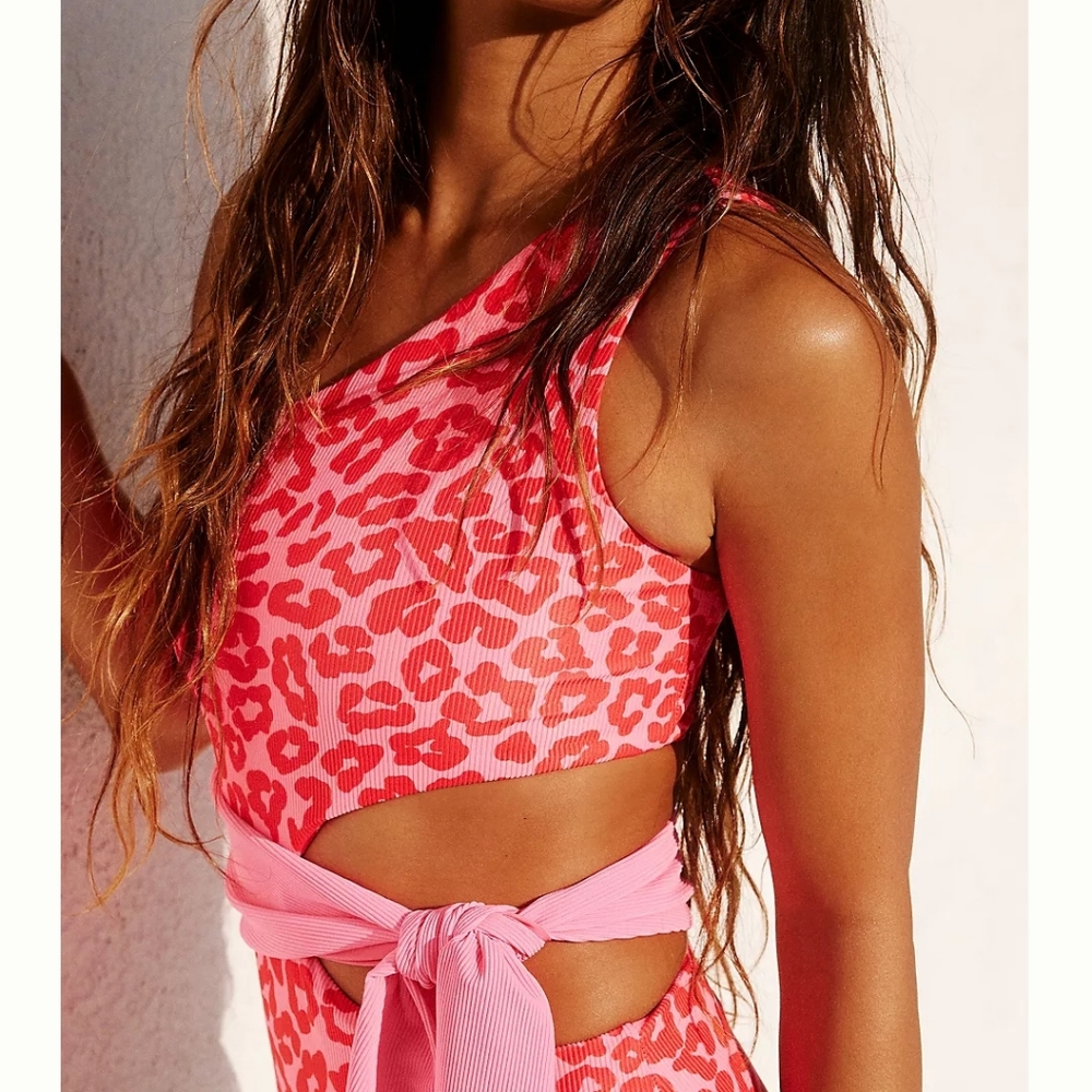 Beach Riot One Piece Swimsuit - Picture 8 of 12
